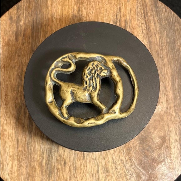 Vintage Hand Forged Brass LEO Zodiac Belt Buckle - Picture 2 of 8